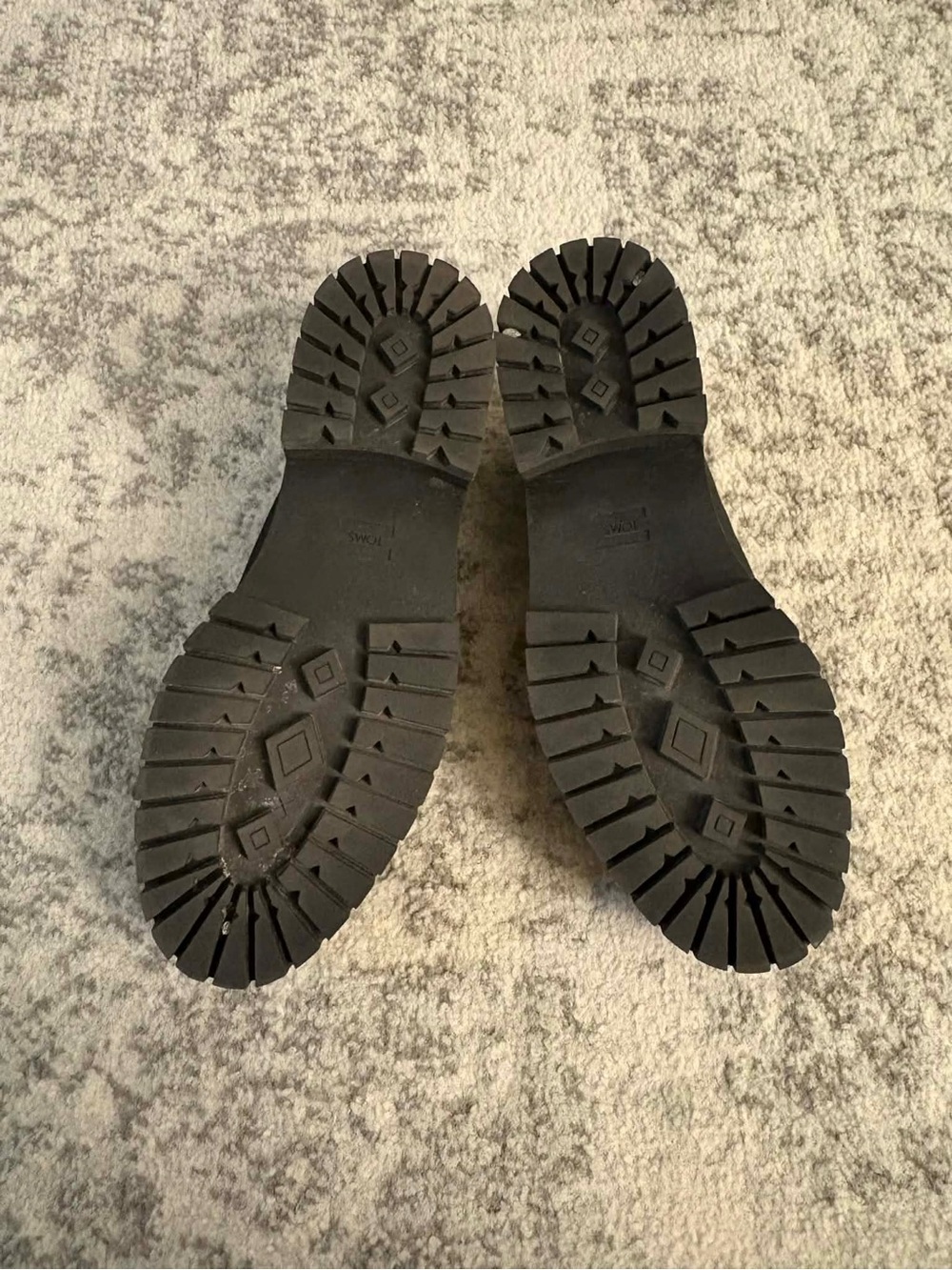 TOMS Cara Black Suede Penny Loafer Platform Lug Sole Shoes Women's Size 10 - Picture 6 of 7